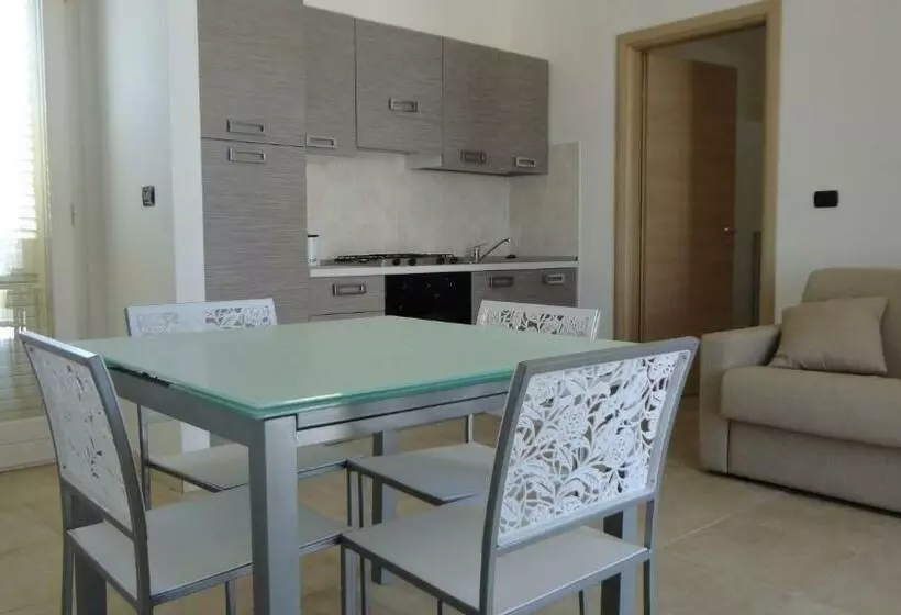 Lucrezia Apartments Con Piscina Nel Cuore Del Salento