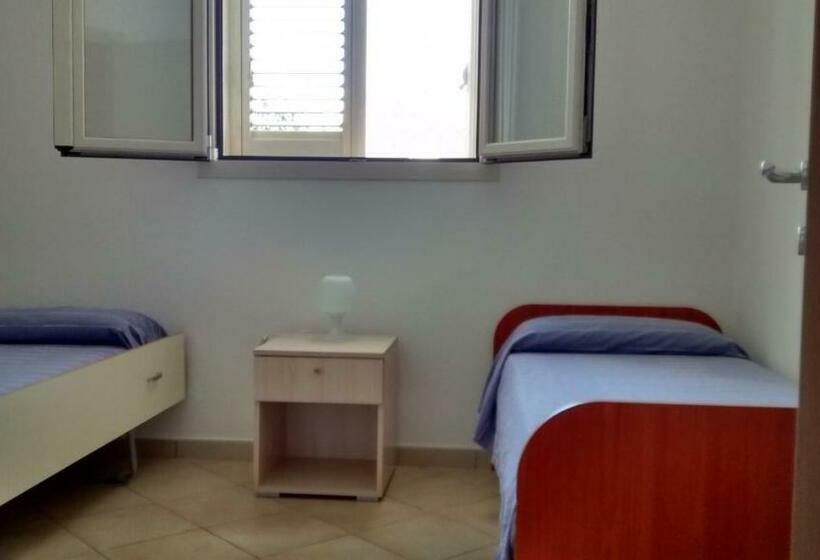 Lucrezia Apartments Con Piscina Nel Cuore Del Salento