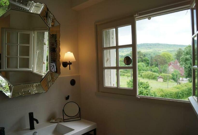 민박 Domaine De Saint Loth