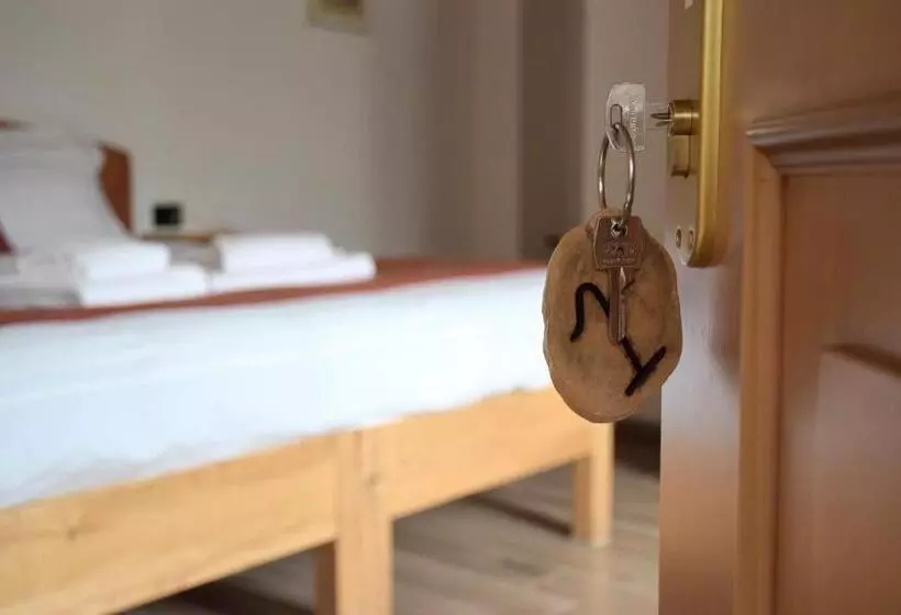 Aamiaismajoitus (B&B) La Tana Del Tasso Rooms&breakfast