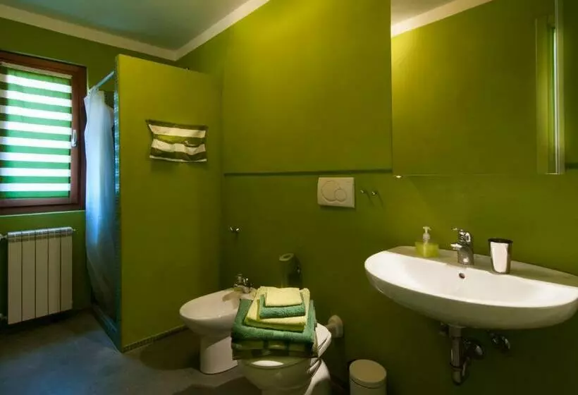 تختخواب و صبحانه Lucciole Per Lanterne