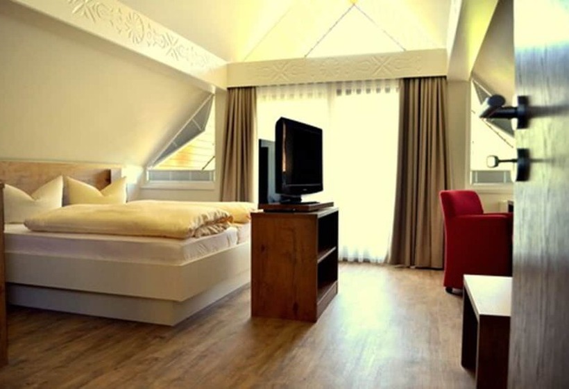 Отель Garni Bergblick