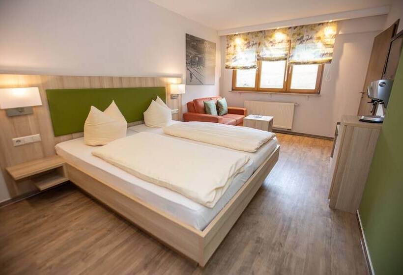 Отель Garni Bergblick