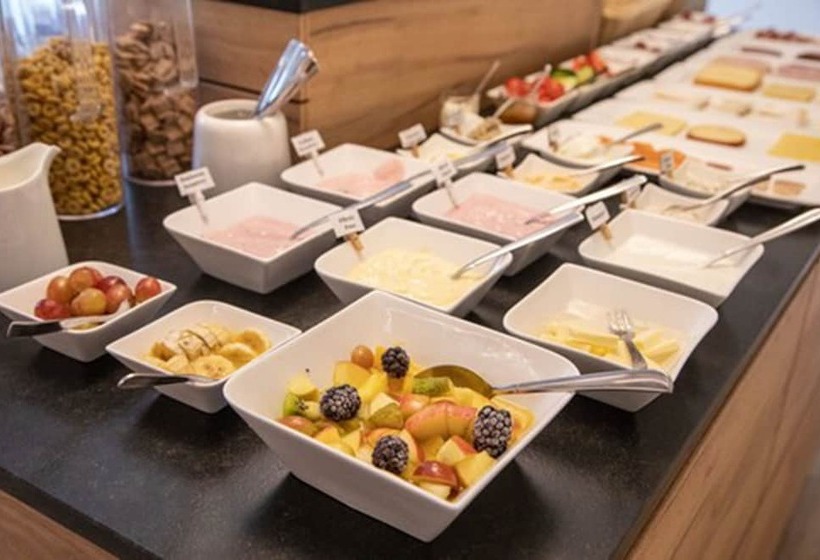 Отель Garni Bergblick