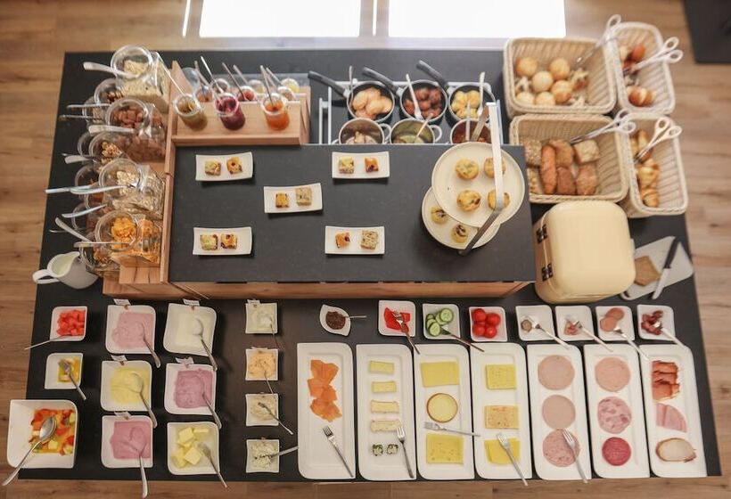 Отель Garni Bergblick