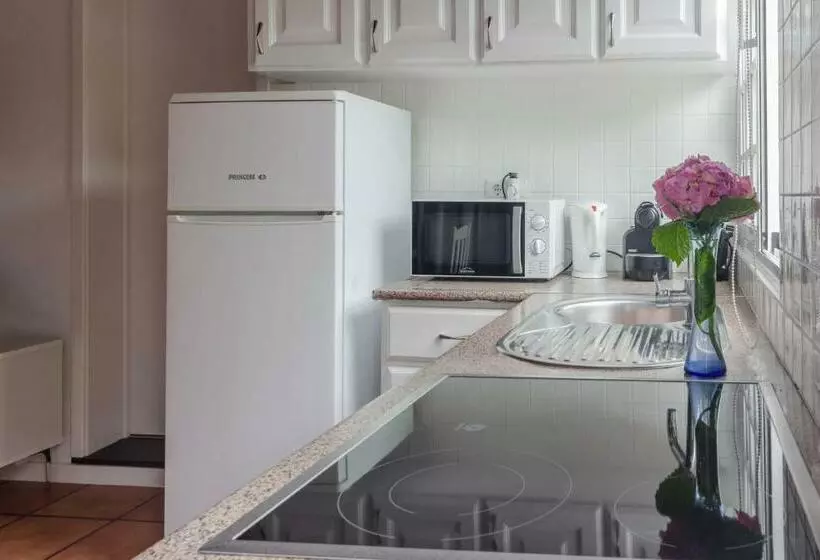 پانسیون Terra Vivaz   Ribeira Cottage