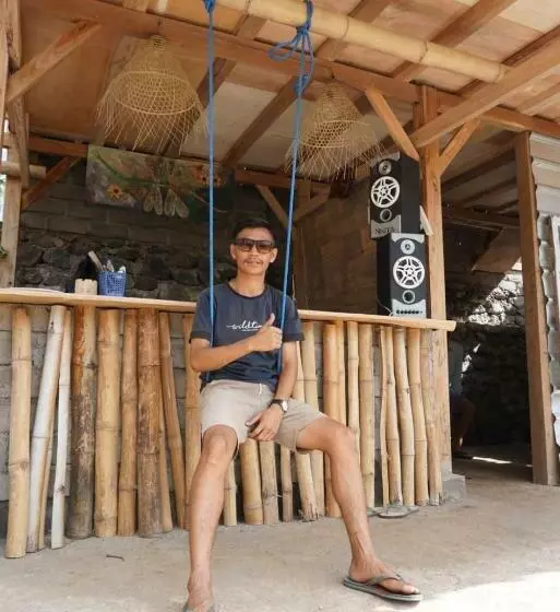 ペンション Dragonfly Senaru Lodge