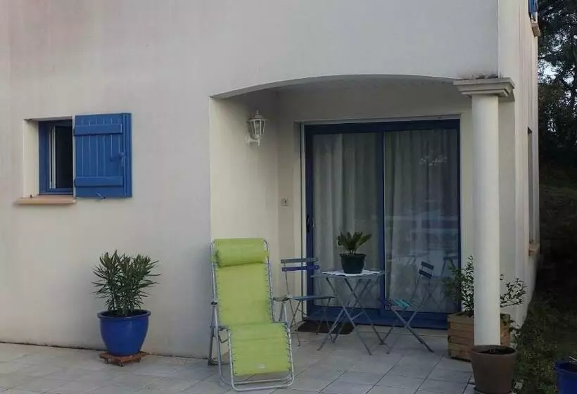 تختخواب و صبحانه Chambre Dans La Pinède