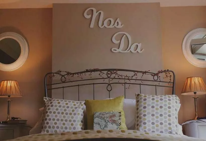 Aamiaismajoitus (B&B) Glanmor Garden Apartment