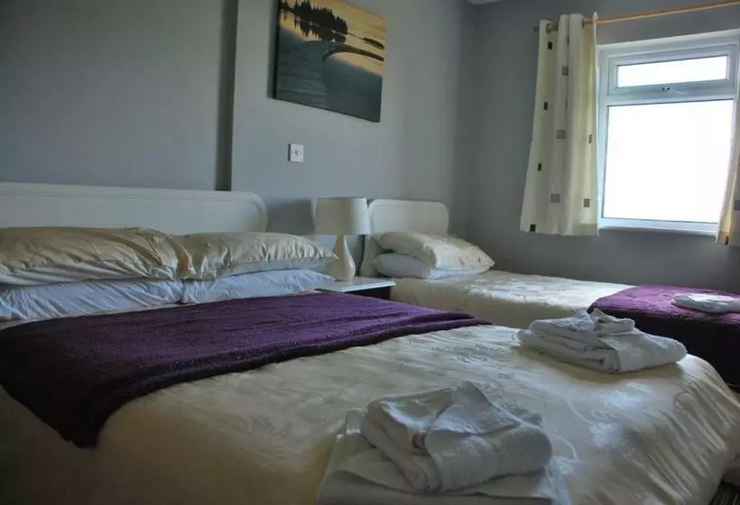 Aamiaismajoitus (B&B) Kemar House