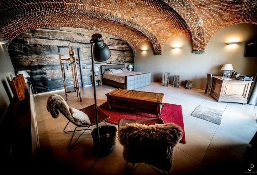 تختخواب و صبحانه La Belle étable