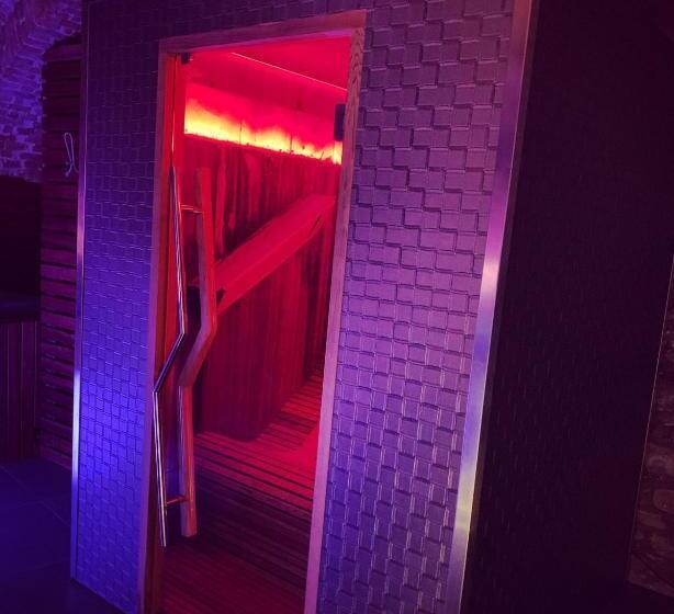 تختخواب و صبحانه La Belle étable