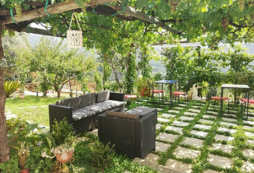 تختخواب و صبحانه La Roccia Incantata Amalfi Coast