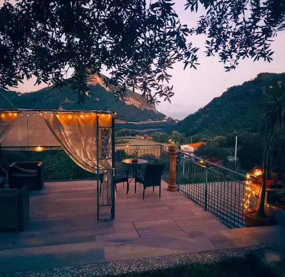 Aamiaismajoitus (B&B) La Roccia Incantata Amalfi Coast