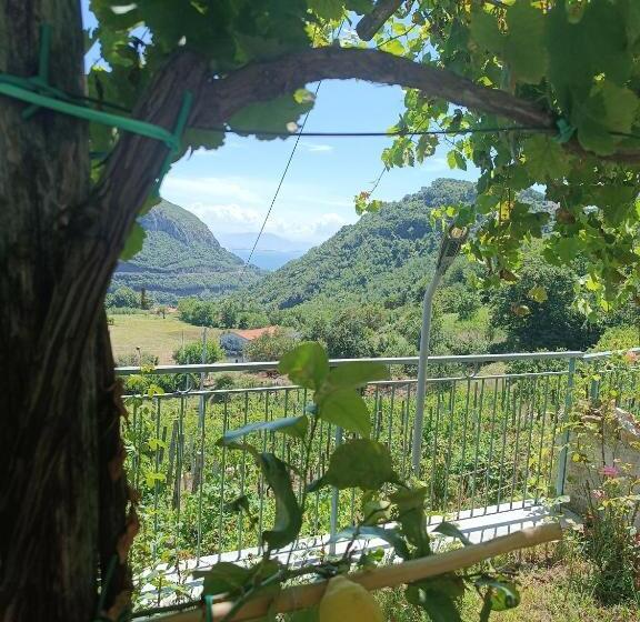 تختخواب و صبحانه La Roccia Incantata Amalfi Coast
