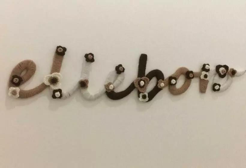 ベッドアンドブレックファースト Elleboro