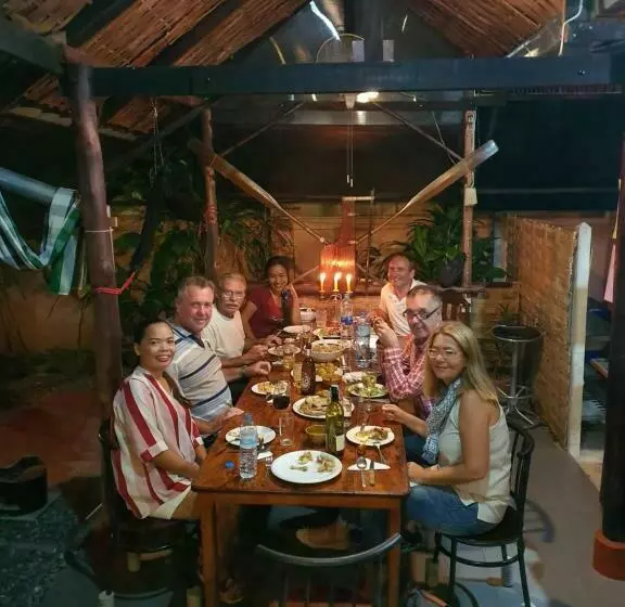 Majatalo Bamboo Garden