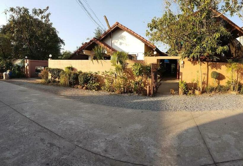 פנסיון Bamboo Garden