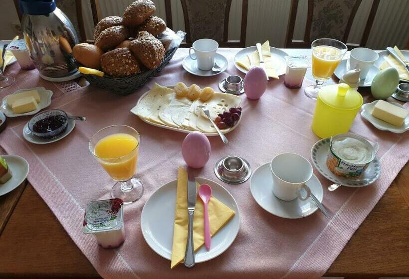 ペンション Gästehaus Zum Georgenberg