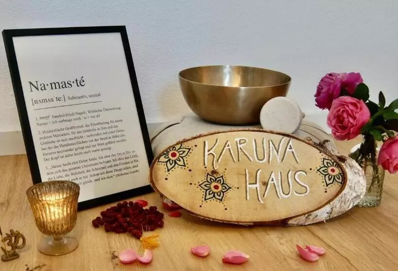 ペンション Karuna Haus