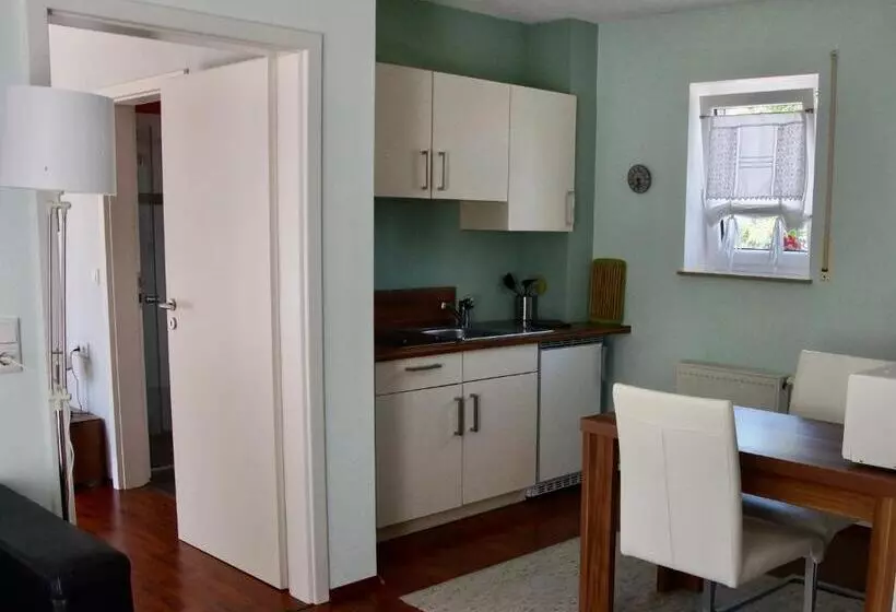 ペンション Karuna Haus