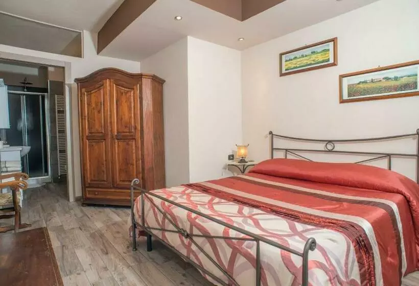 ペンション Villarosybeb