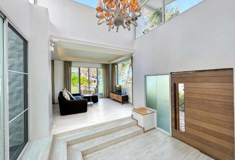 استراحتگاه Minitel By The Sea Pranburi