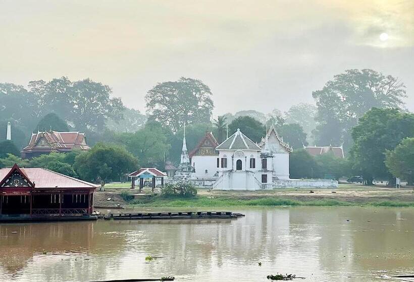 הוסטל อยู่แพ Paestay อุทัยธานี