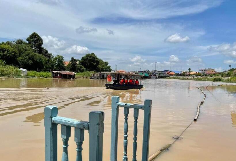 הוסטל อยู่แพ Paestay อุทัยธานี