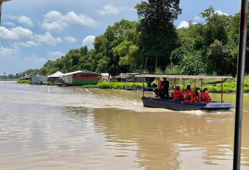 הוסטל อยู่แพ Paestay อุทัยธานี