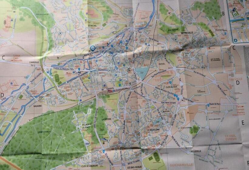 تختخواب و صبحانه Le Relais Du Bon Eure