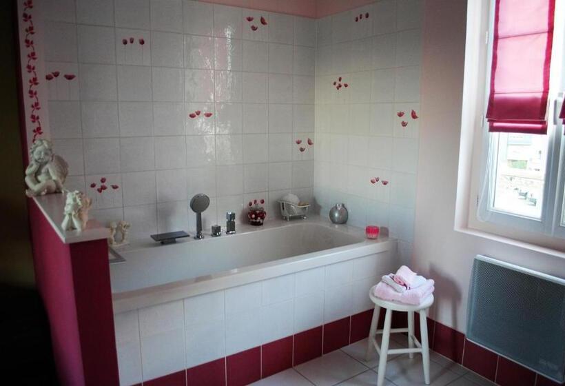 تختخواب و صبحانه Le Relais Du Bon Eure