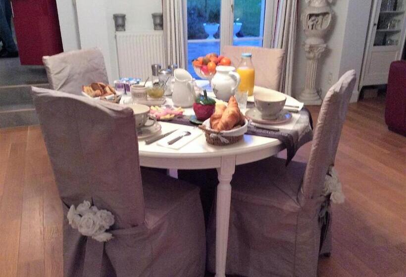 تختخواب و صبحانه Le Relais Du Bon Eure