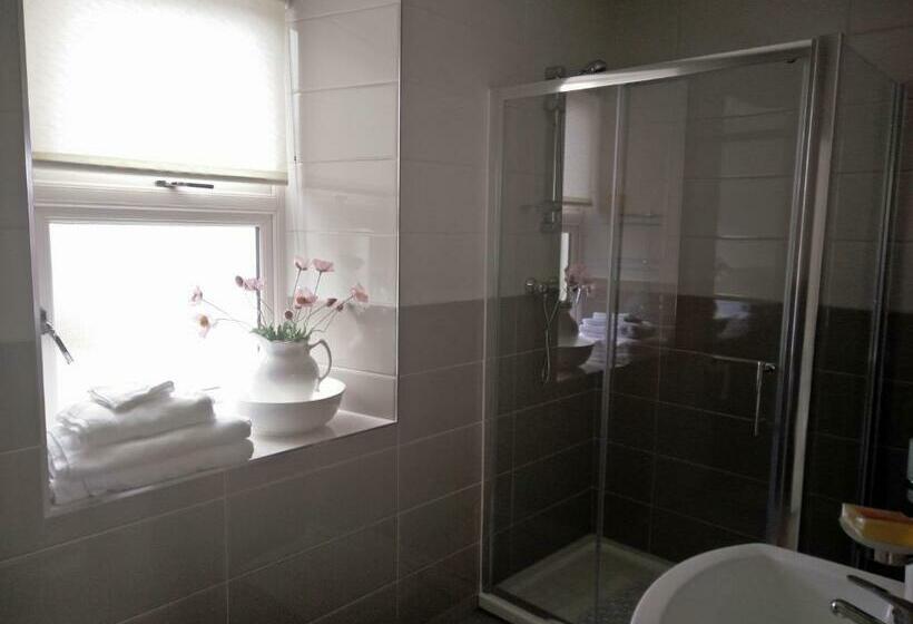 住宿加早餐  The Old Medical Hall