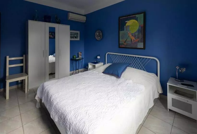 Aamiaismajoitus (B&B) Villa Violette