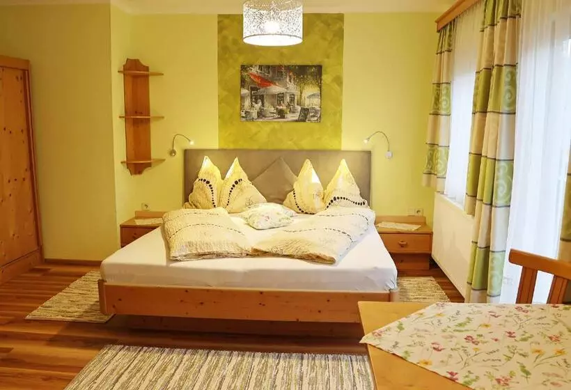 ホテル Haufhof Pension Am Bauernhof, Haus Im Ennstal Bei Schladming