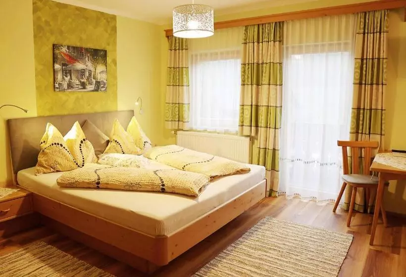 ホテル Haufhof Pension Am Bauernhof, Haus Im Ennstal Bei Schladming