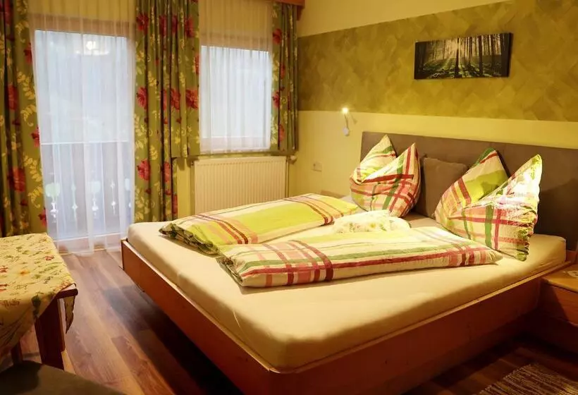 ホテル Haufhof Pension Am Bauernhof, Haus Im Ennstal Bei Schladming