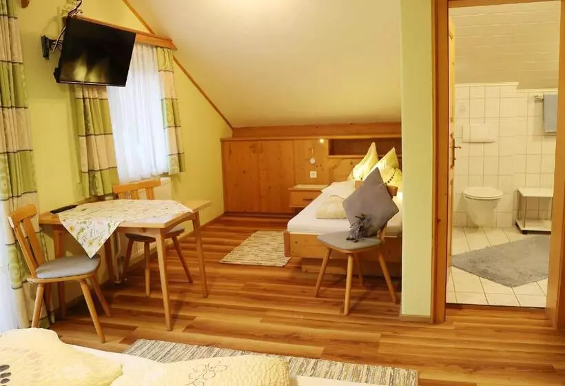 ホテル Haufhof Pension Am Bauernhof, Haus Im Ennstal Bei Schladming