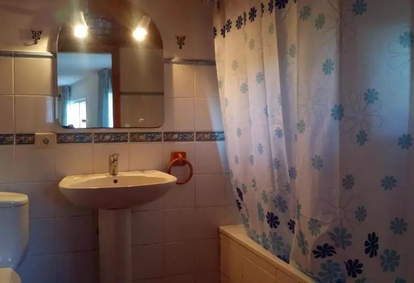 Hotelli Casa Rural Finca Las Dulces