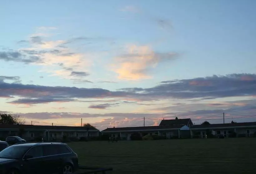 Majatalo Seaview Cottage