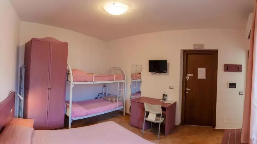 تختخواب و صبحانه Villa Dei Mercanti