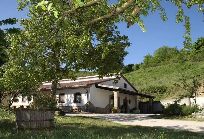 Hotelli Agriturismo Il Regio Tratturo