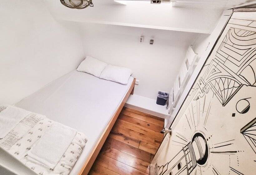 Hotel The Cabin @ Mps Noorderzon