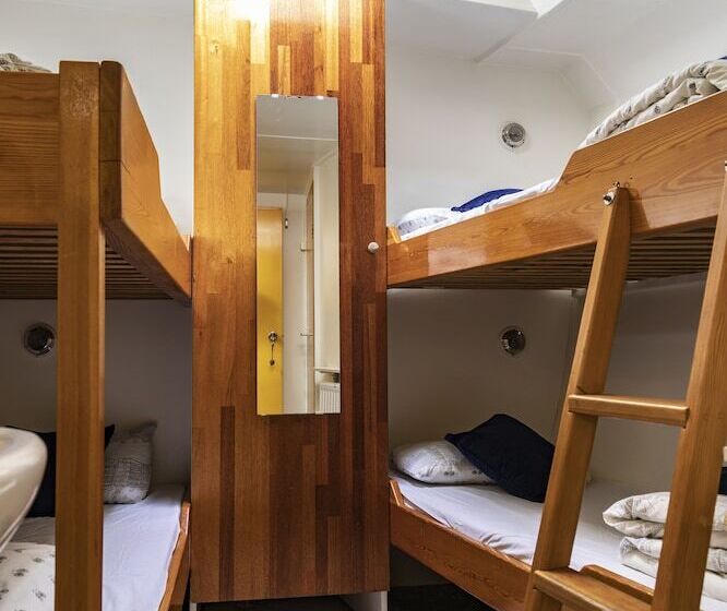 Hotel The Cabin @ Mps Noorderzon