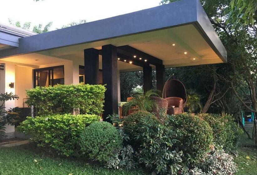 Pensjonat Modern Room With Beautiful Pool