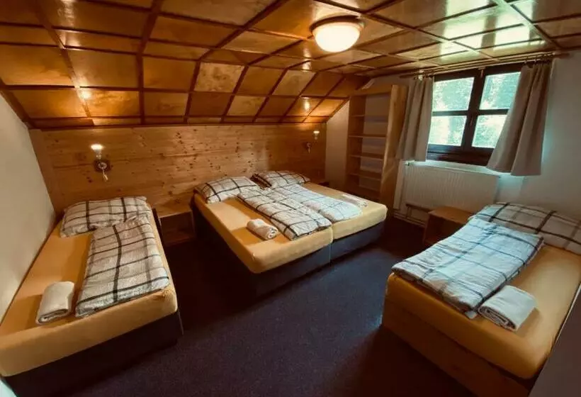 پانسیون Modrokamenná Bouda