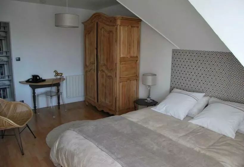 ベッドアンドブレックファースト Au Detour De Rennes