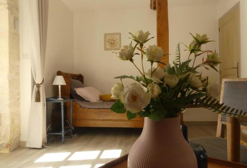 צימר Domaine De La Cour Vautier