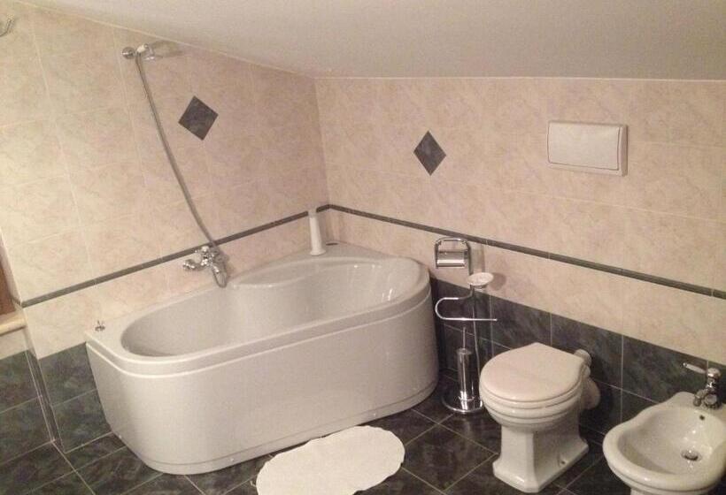 تختخواب و صبحانه La Spiga